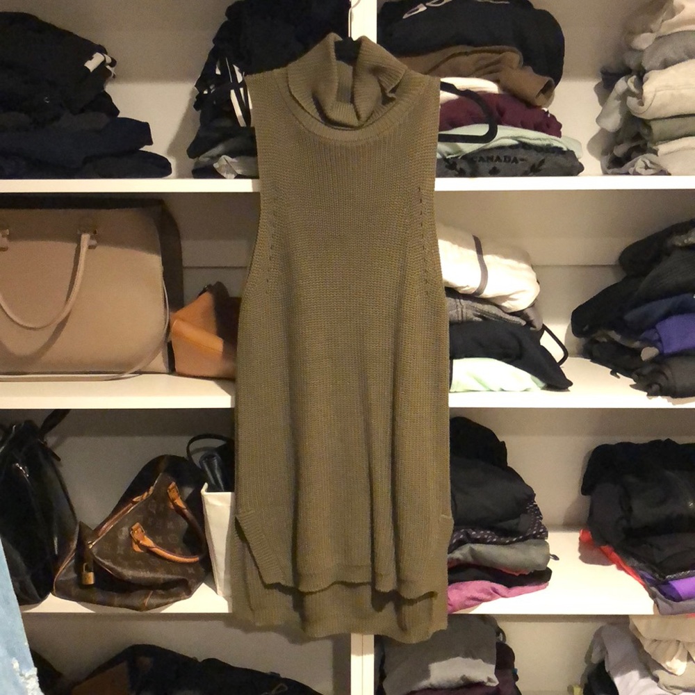 BP sleeveless sweater